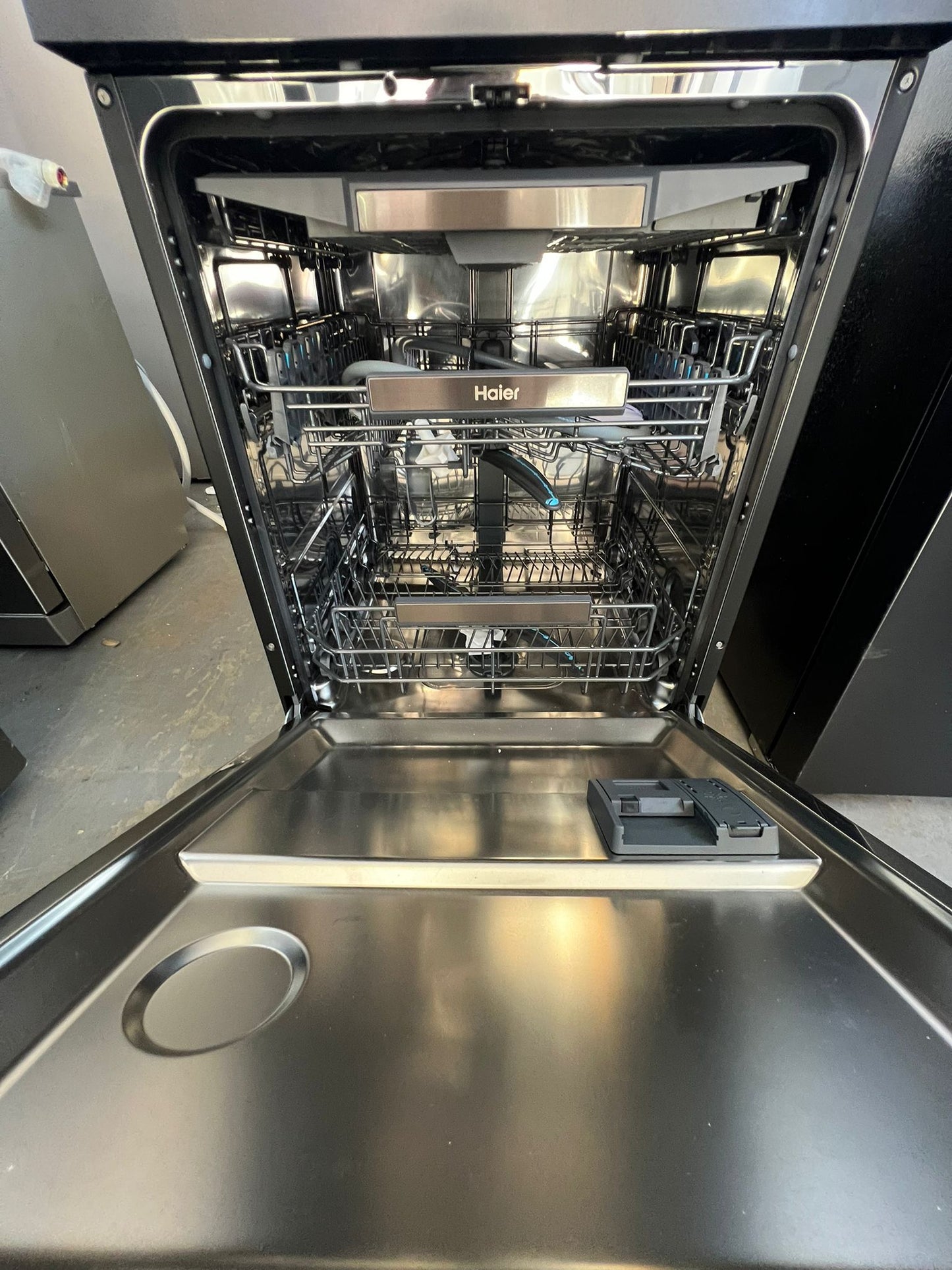 Factory Second Haier 60 cm Freestanding Dishwasher HDW15F3B1 | ADELAIDE