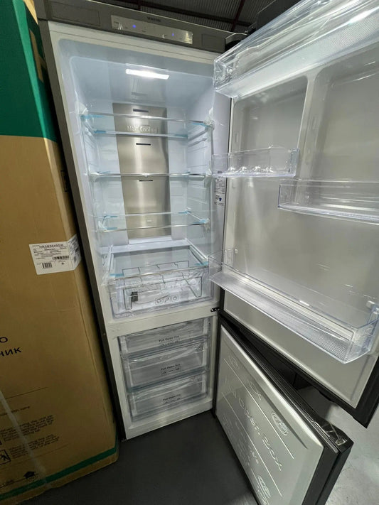 Factory Second Samsung 339L Fridge-Freezer PureFlat HRSBS649SW | ADELAIDE