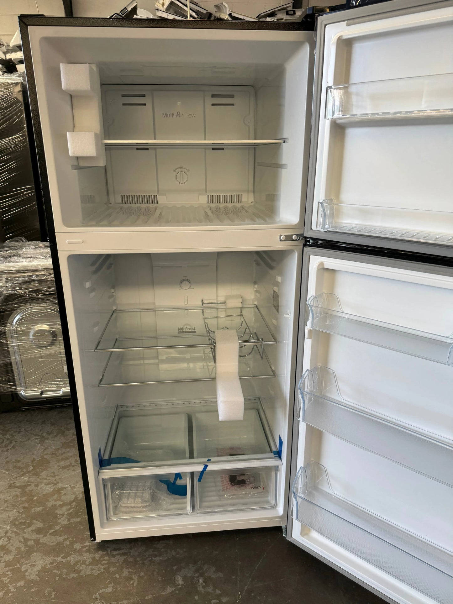 Factory Seconds CHiQ 515L Top Mount Matte Black Frost Free Fridge CTM514NB | SYDNEY