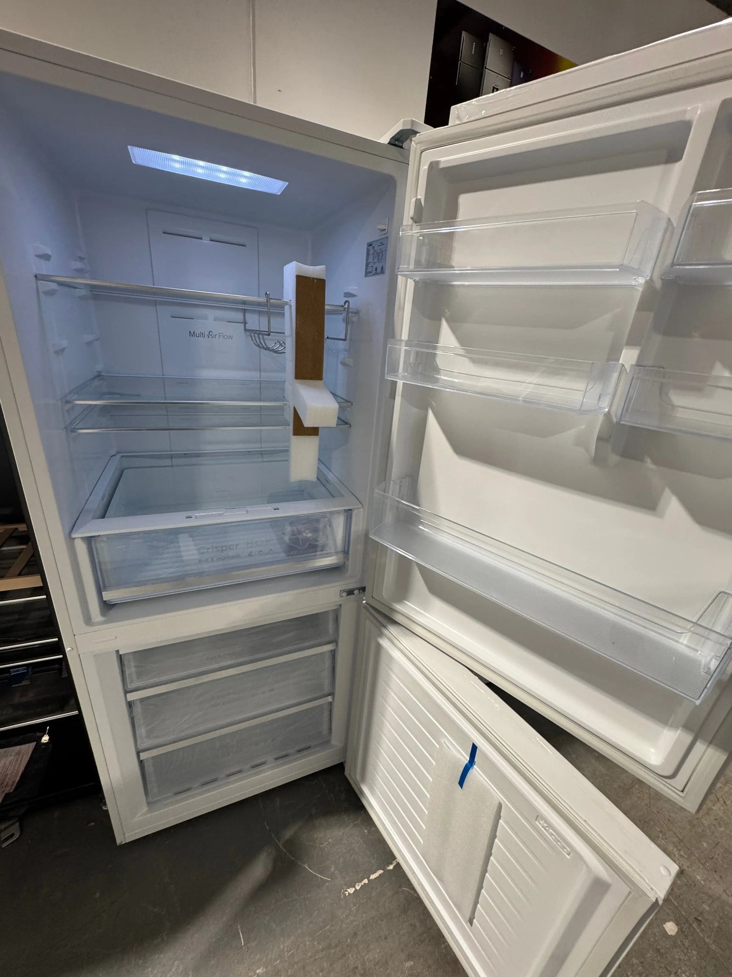 Factory seconds Chiq 396 litres fridge freezer | PERTH