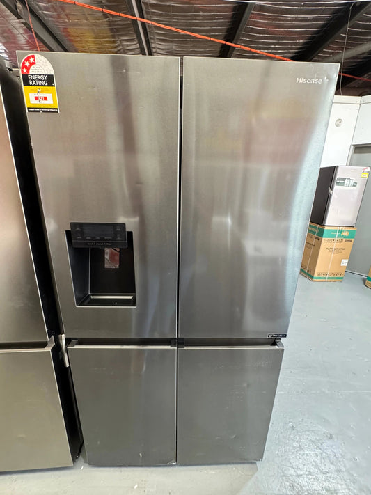 Factory seconds Hisense 586 litres fridge freezer | SYDNEY