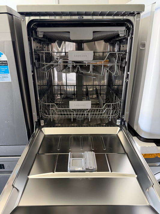 Refurbished Samsung 14 Place Setting Dishwasher | BRISBANE
