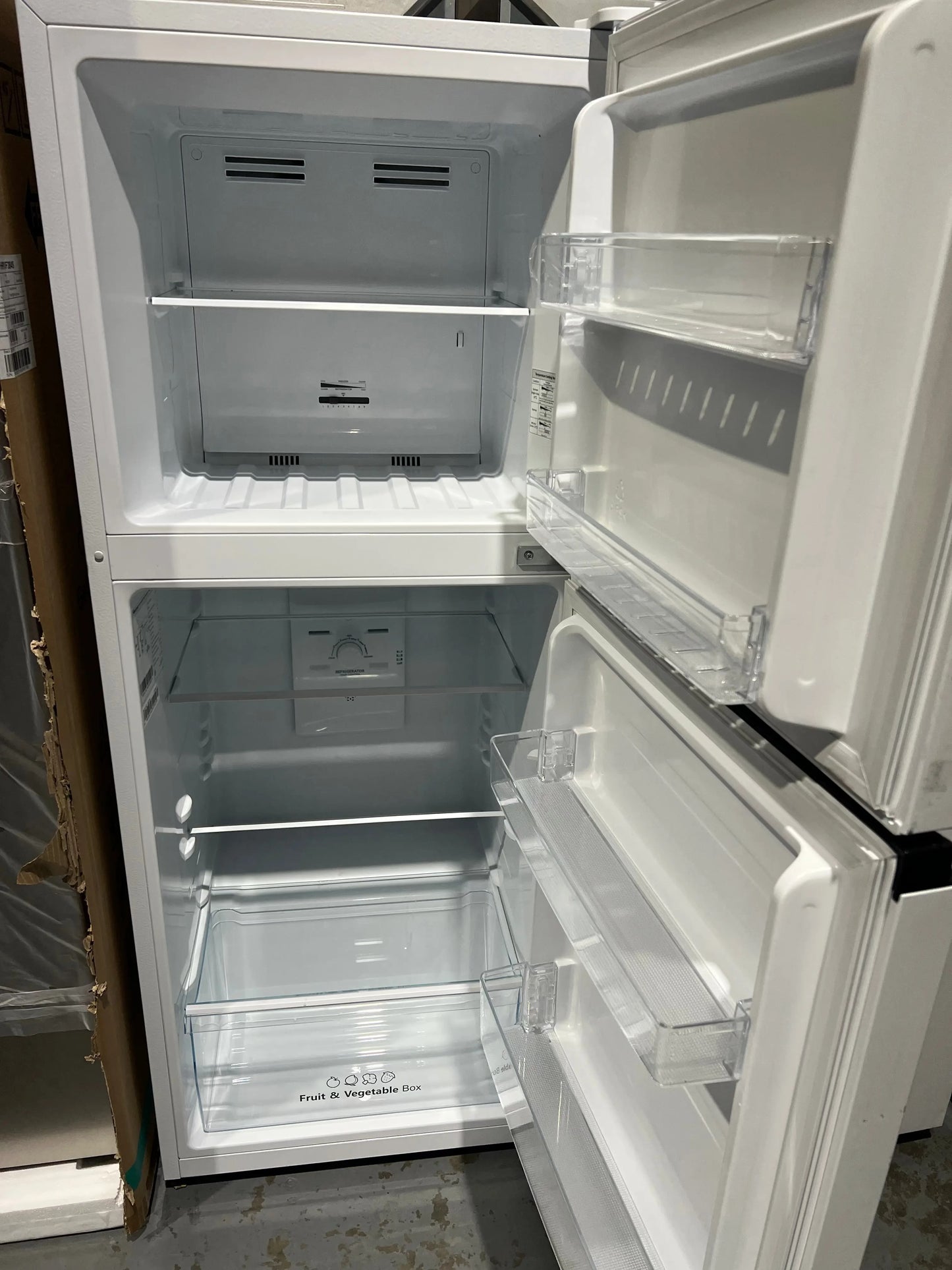 Near new Condition Hisense 205 L Fridge Freezer | ADELAIDE