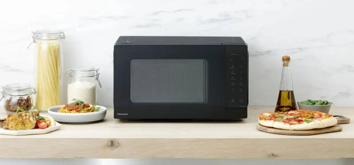 Panasonic 25L Compact Solo Microwave Oven NN-ST34NB,900W Push open | ALEXANDRIA