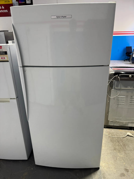 Refurbished Fisher & Paykel 517L fridge freezer | PERTH
