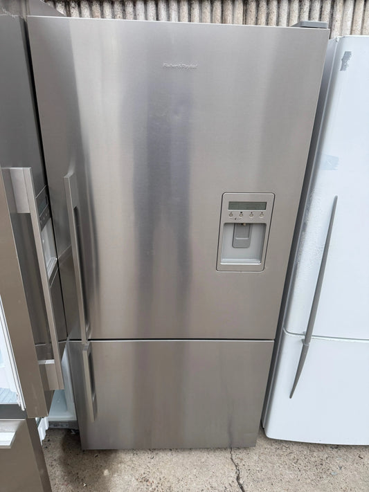 Refurbished Fisher&Paykel 520 ltr fridge freezer | SYDNEY