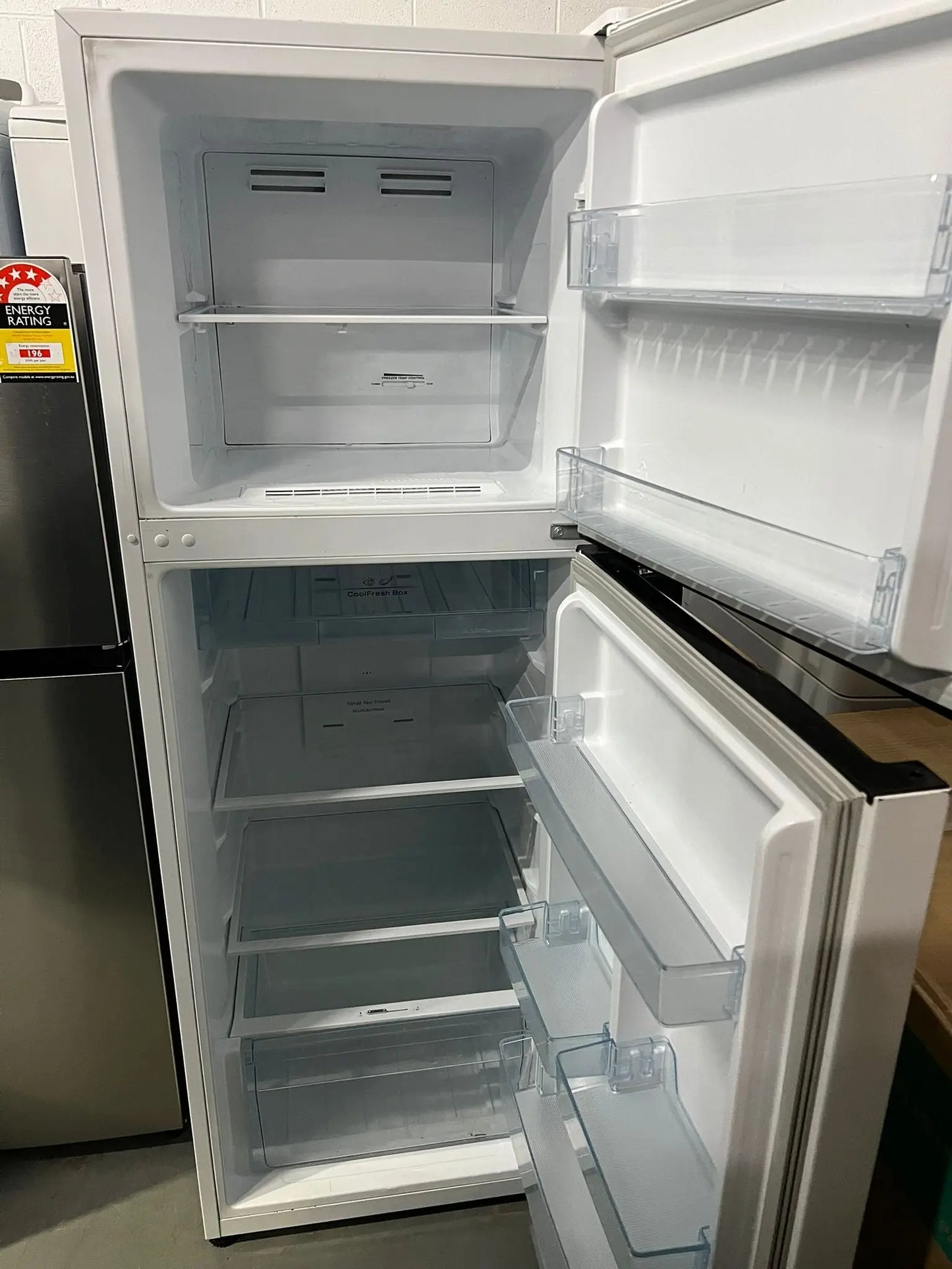 Refurbished Hisense 350 Litres Fridge Freezer | ADELAIDE