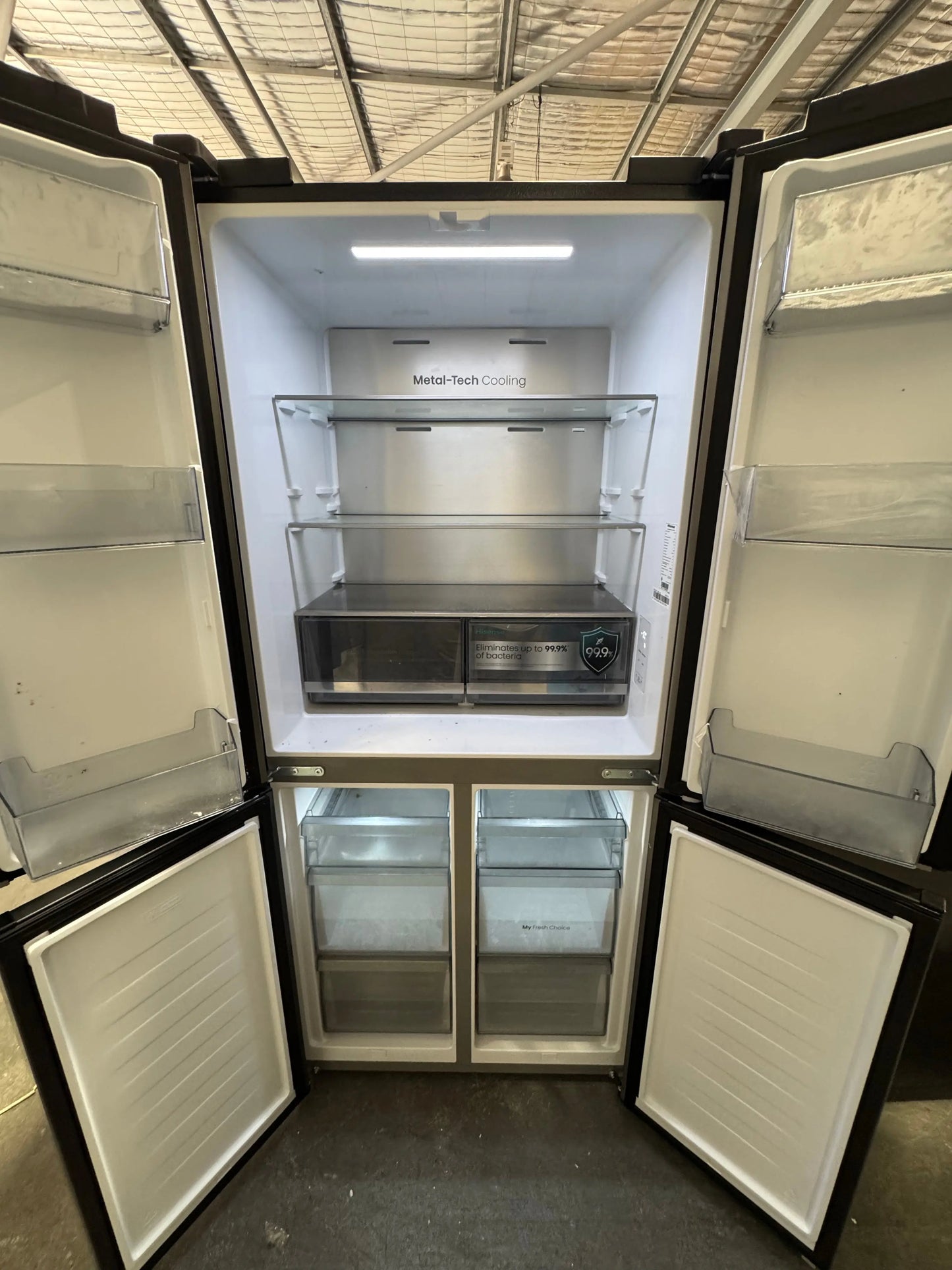 Refurbished Hisense 483 litres fridge freezer | PERTH