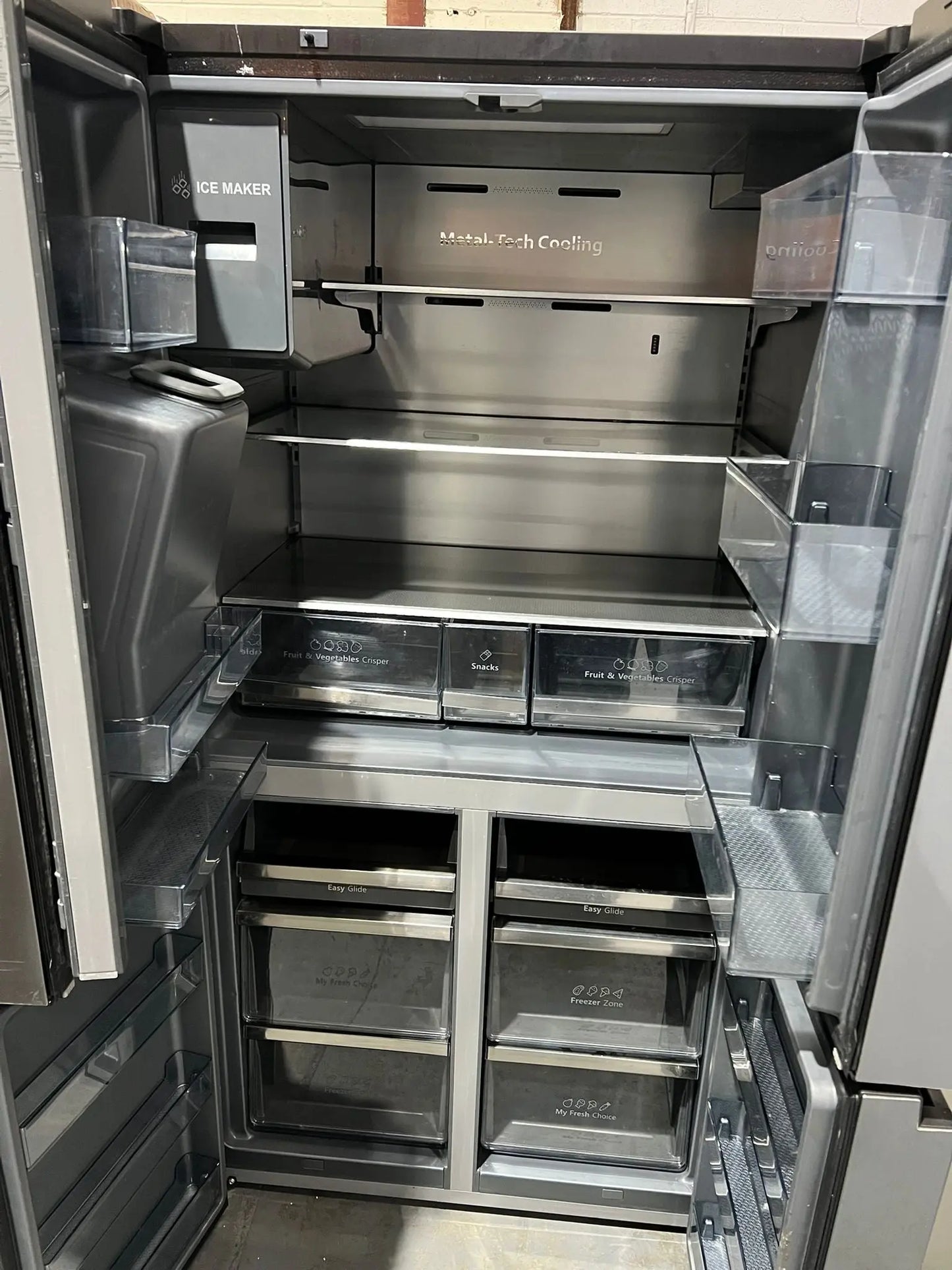 Refurbished Hisense 585 Litres Fridge Freezer | ADELAIDE