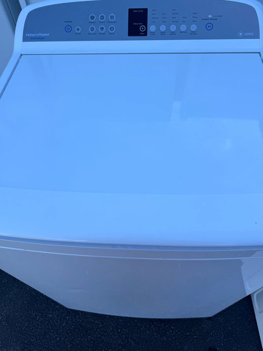 Refurbished fisher and Paykel 10 kg washing machine | PERTH