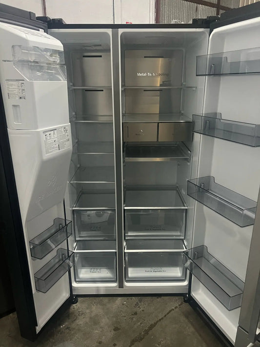 refurbished Hisense 632 Liters Fridge Freezer | Lucky white goods