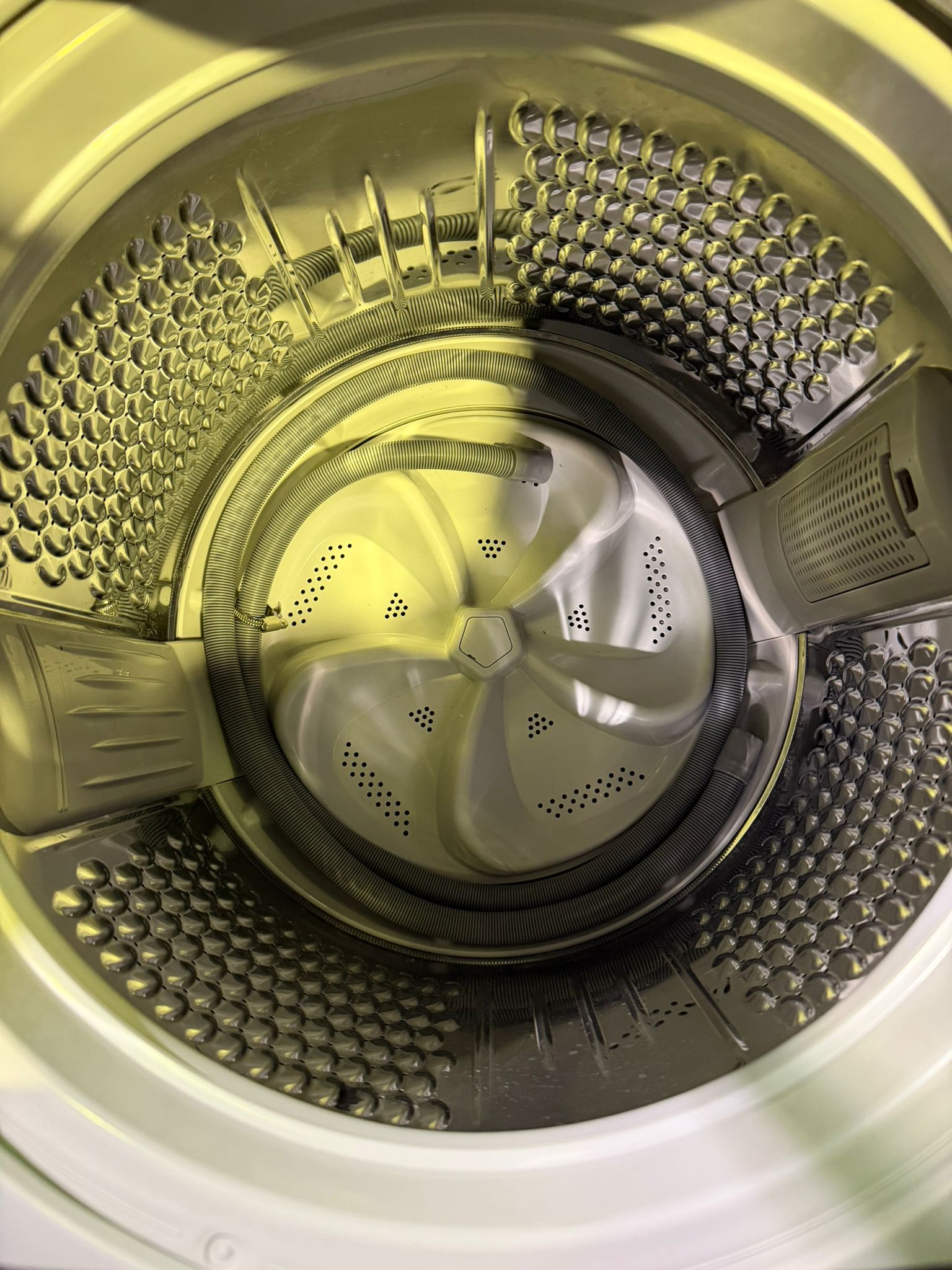 CHiQ 7.8KG Top Loader Washing Machine – WTL78FDG – Refurbished – Reliable & Compact