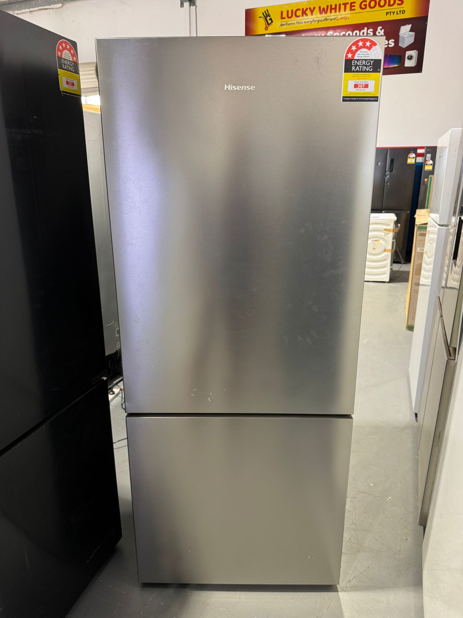 Refurbished – Hisense 417L Fridge Freezer | PERTH