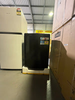 Refurbished Hisense 205L Top Mount Fridge & Factory Second CHiQ 7.5kg Top Load Washing Machine Combo – HRTF206 + WTL79B | BRISBANE