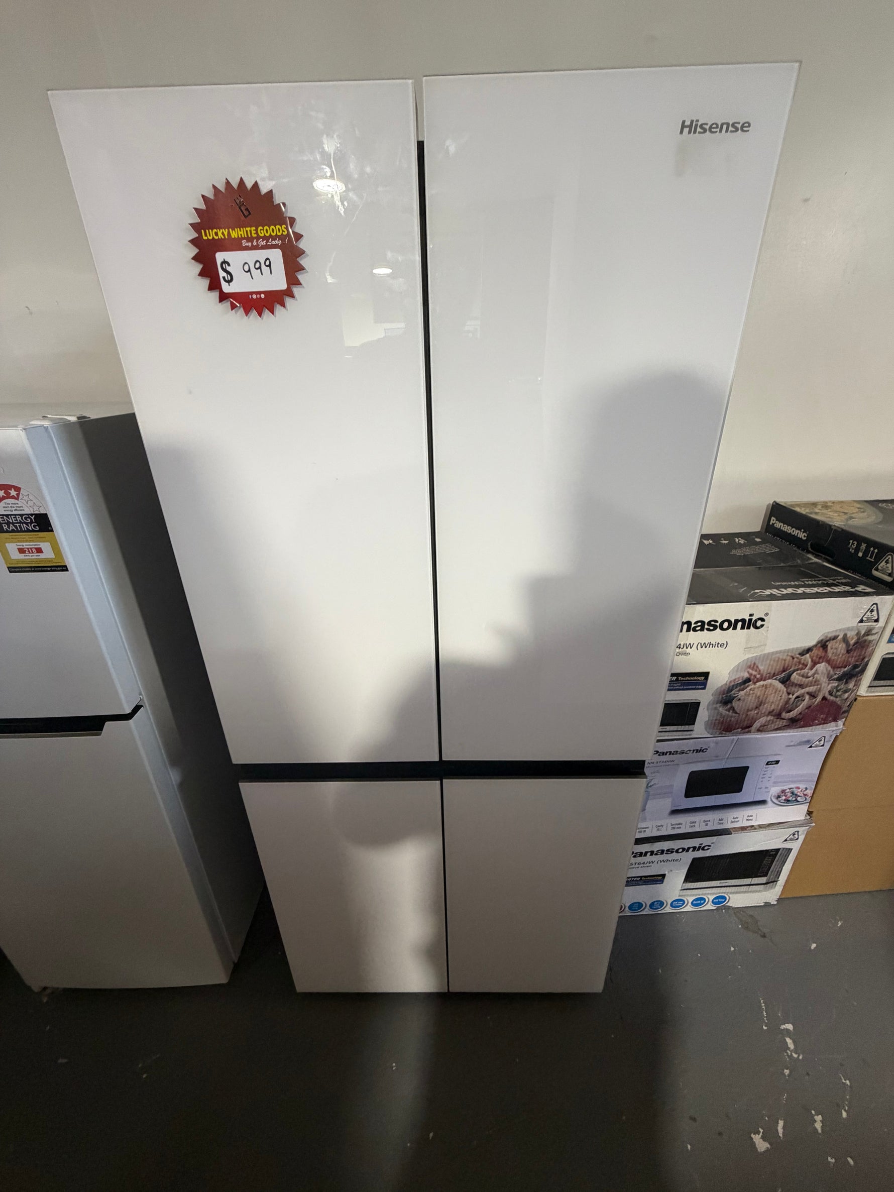 Refurbished Hisense 483 ltr Glass door fridge freezer | ALEXANDRIA