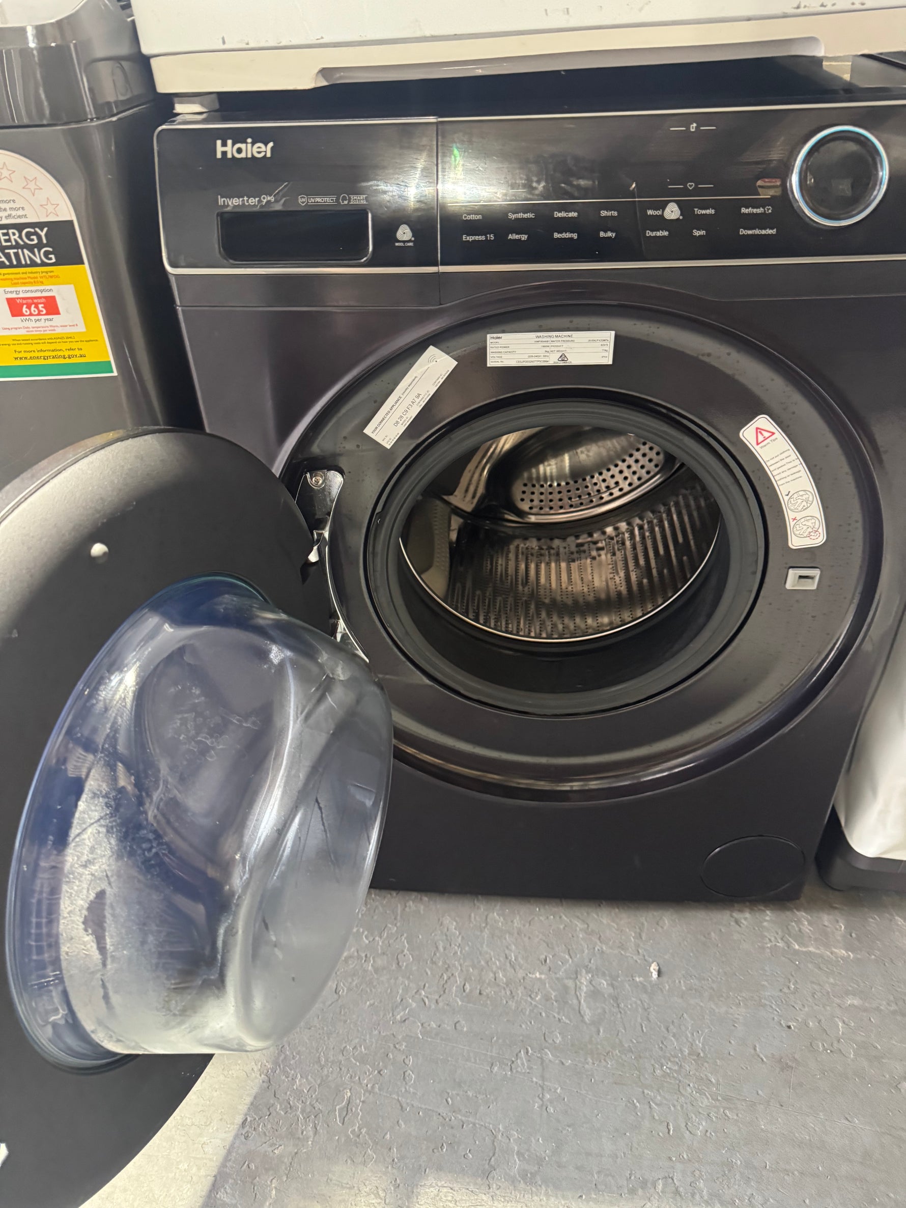 Refurbished Haier 9kg washing machine
