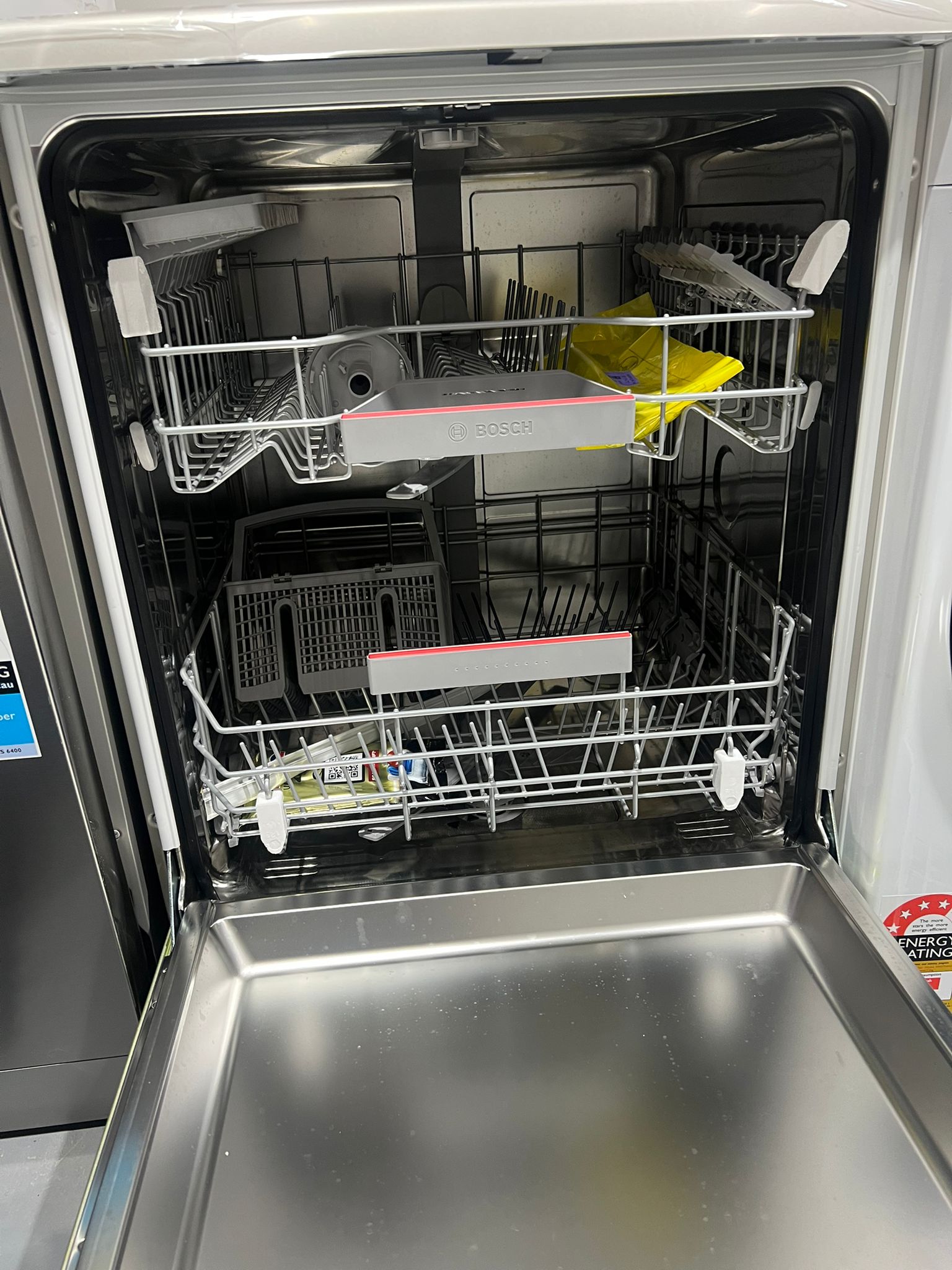 Factory Seconds Bosch Series 6 Freestanding Dishwasher – SMS6HAI02A