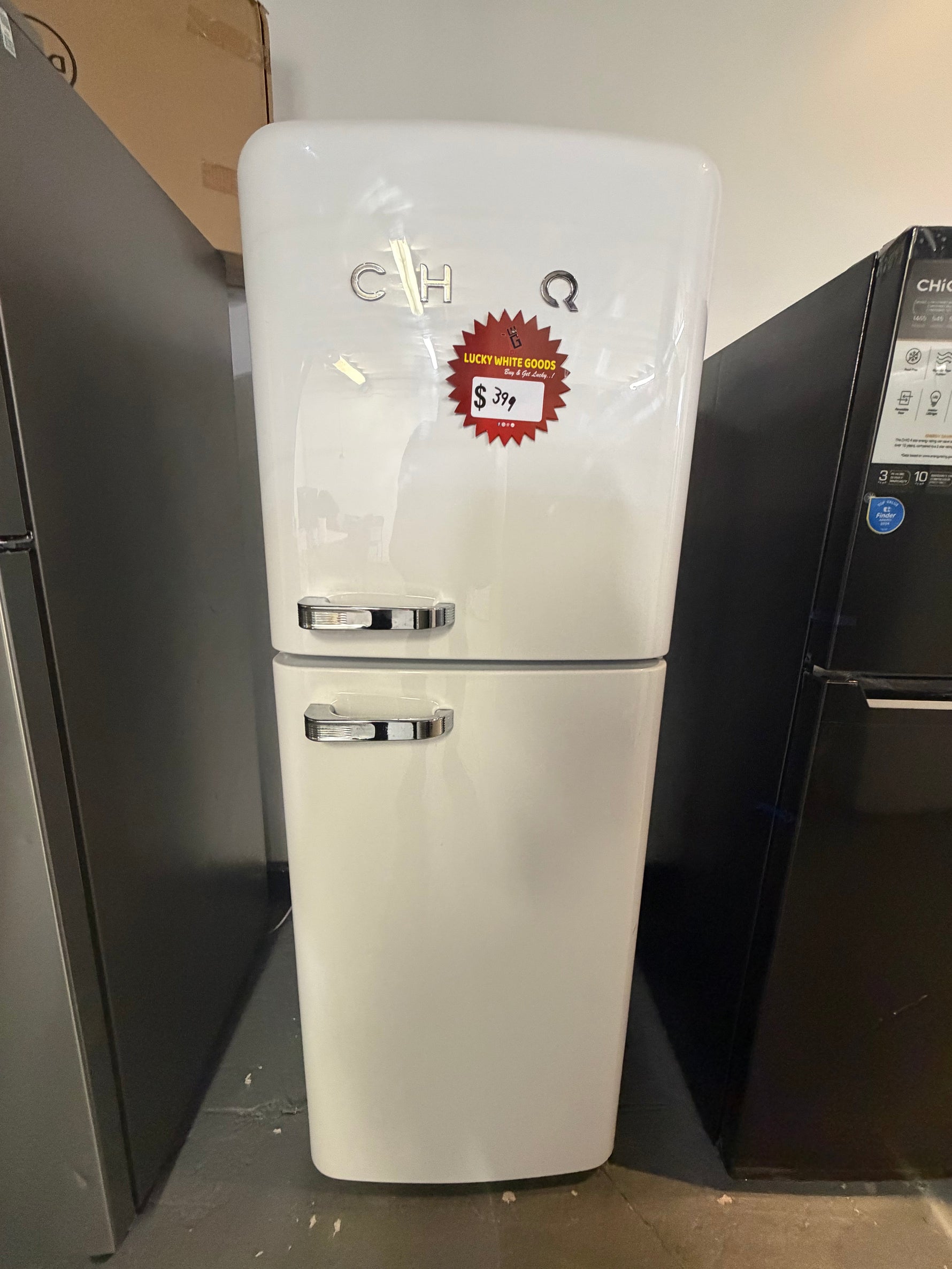 Refurbished Chiq 202 ltr Top mount retro fridge freezer | ALEXANDRIA