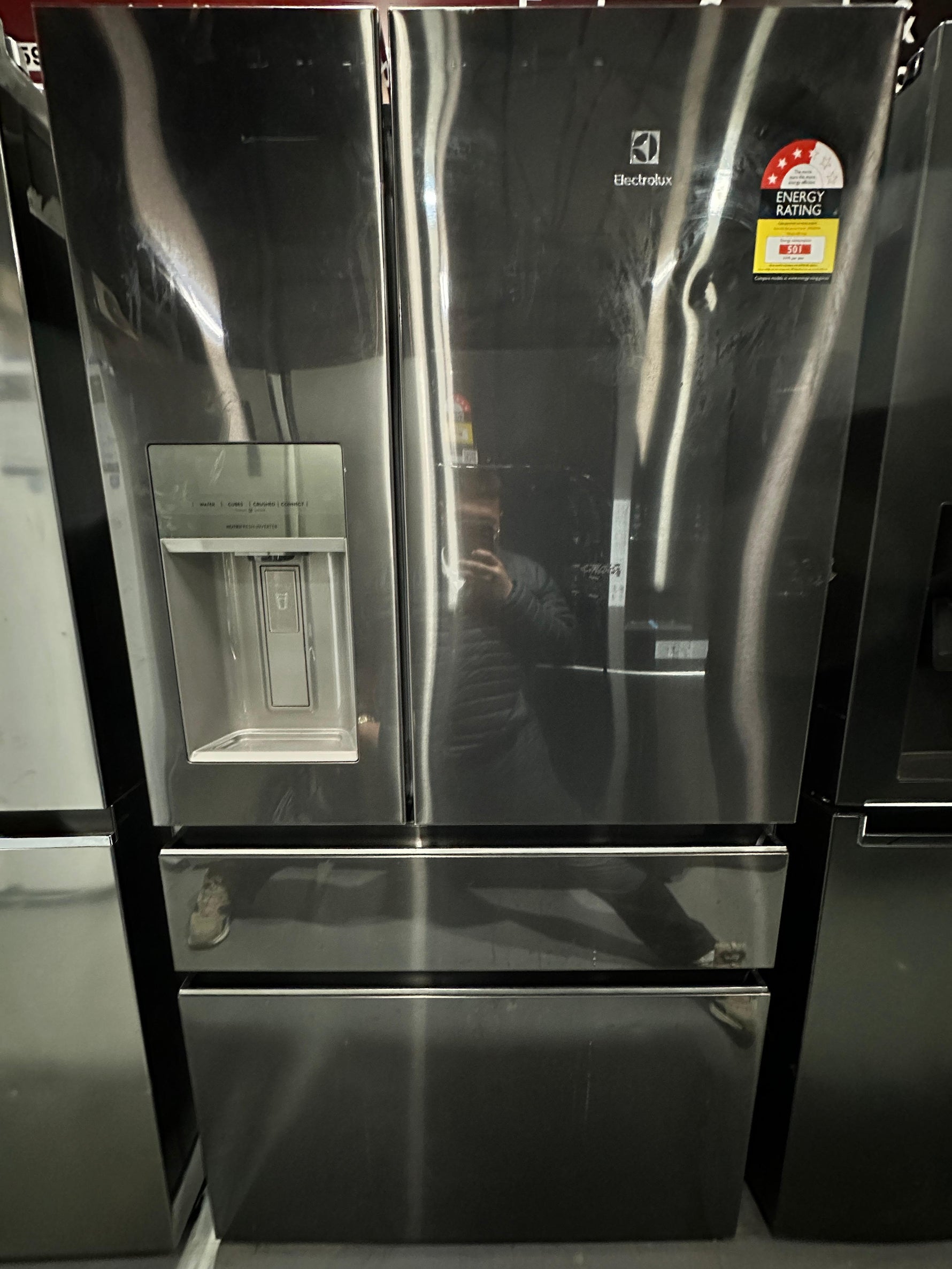 Electrolux 609L French Door Fridge Freezer – Refurbished