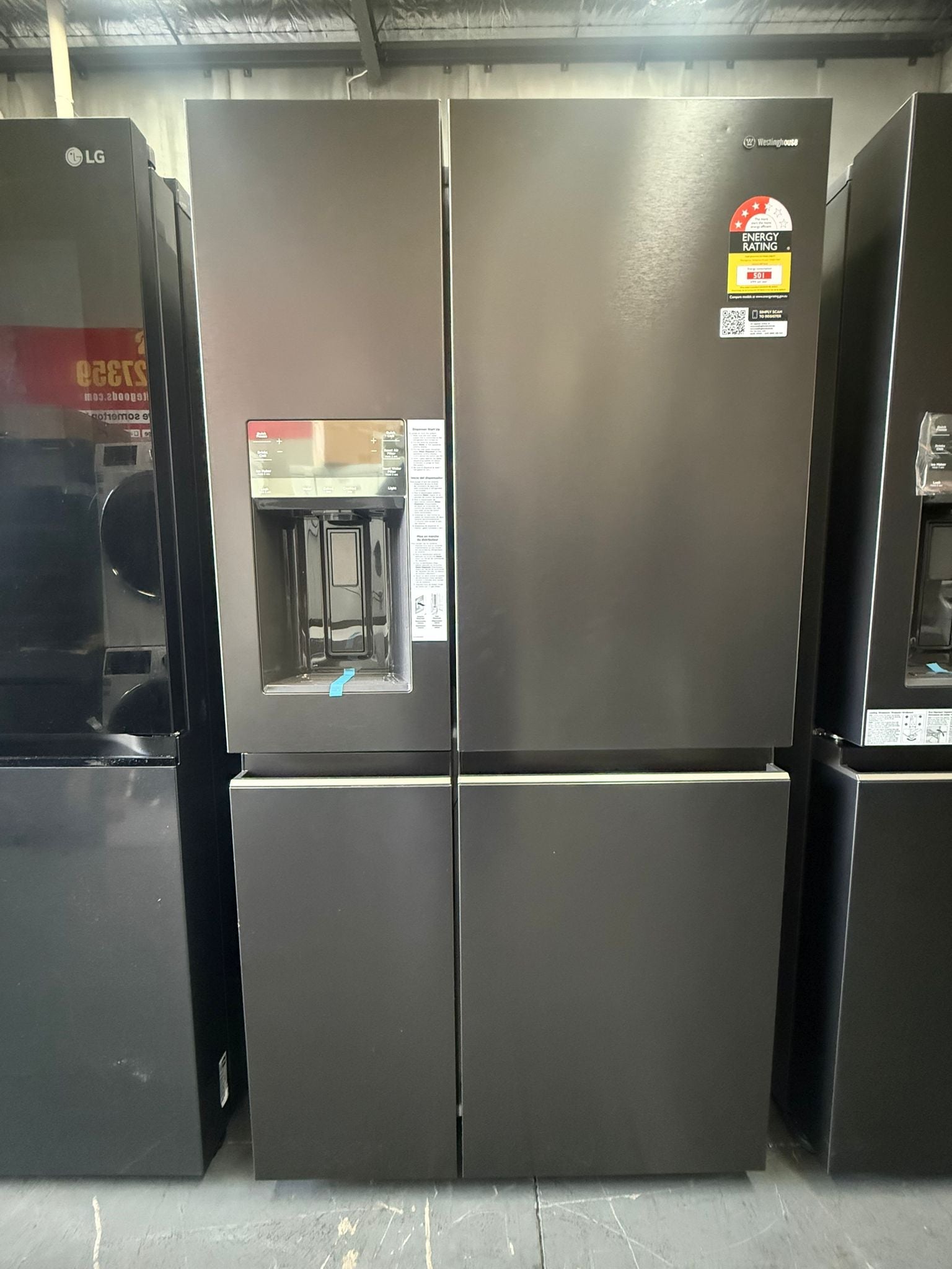 Westinghouse 609L Quad Door Refrigerator – WQE6070BB – Factory Seconds | MELBOURNE