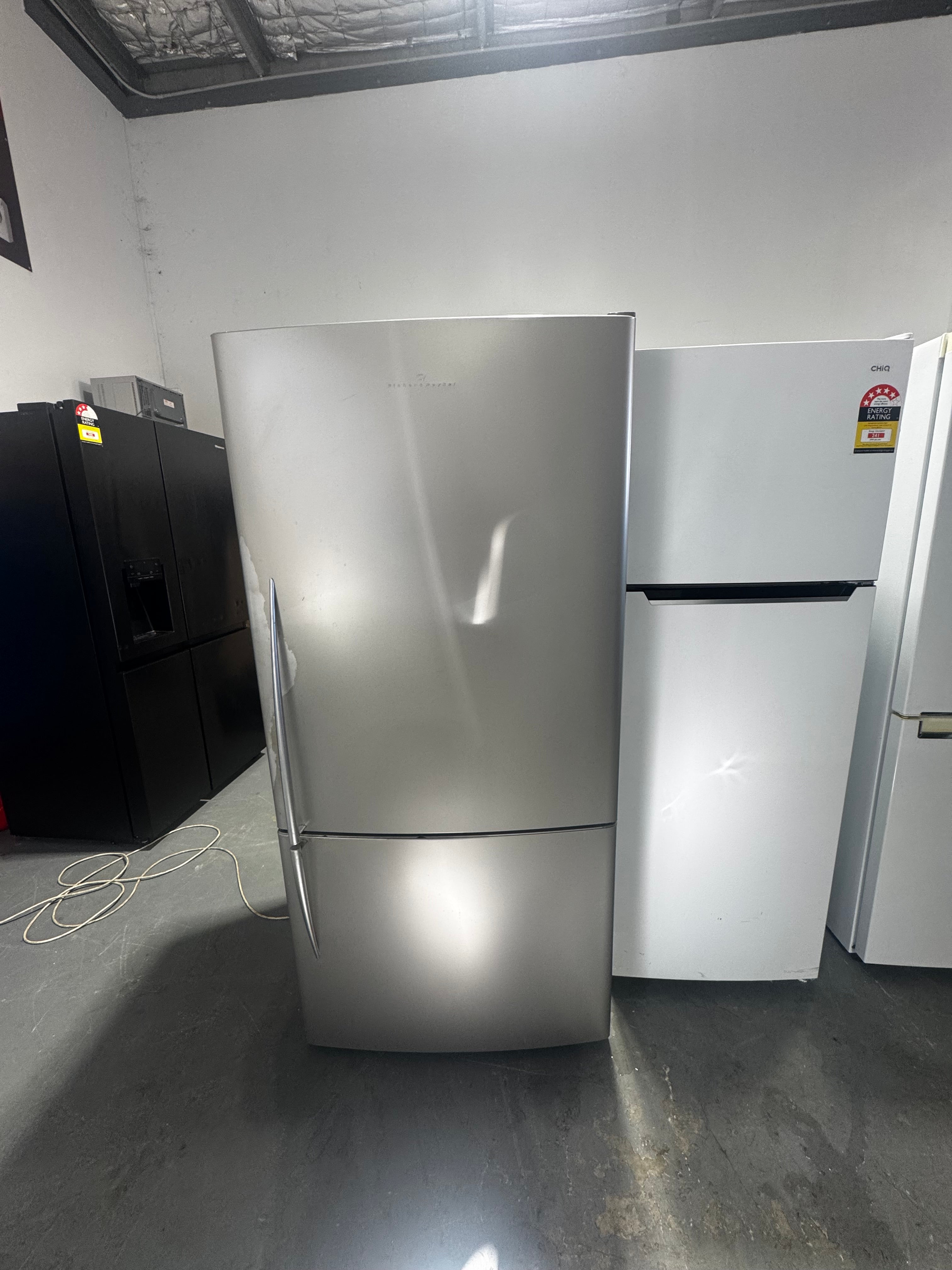Refurbished Fisher & Paykel 519L Bottom Mount Fridge – ActiveSmart Technology – Model E522B | PERTH