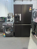 Factory Seconds Westinghouse 680 Litres quad Door Fridge Freezer WQE6170BB AND WESTINGHOUSE 10 Kgs Washing Machine WWF1044M7SA