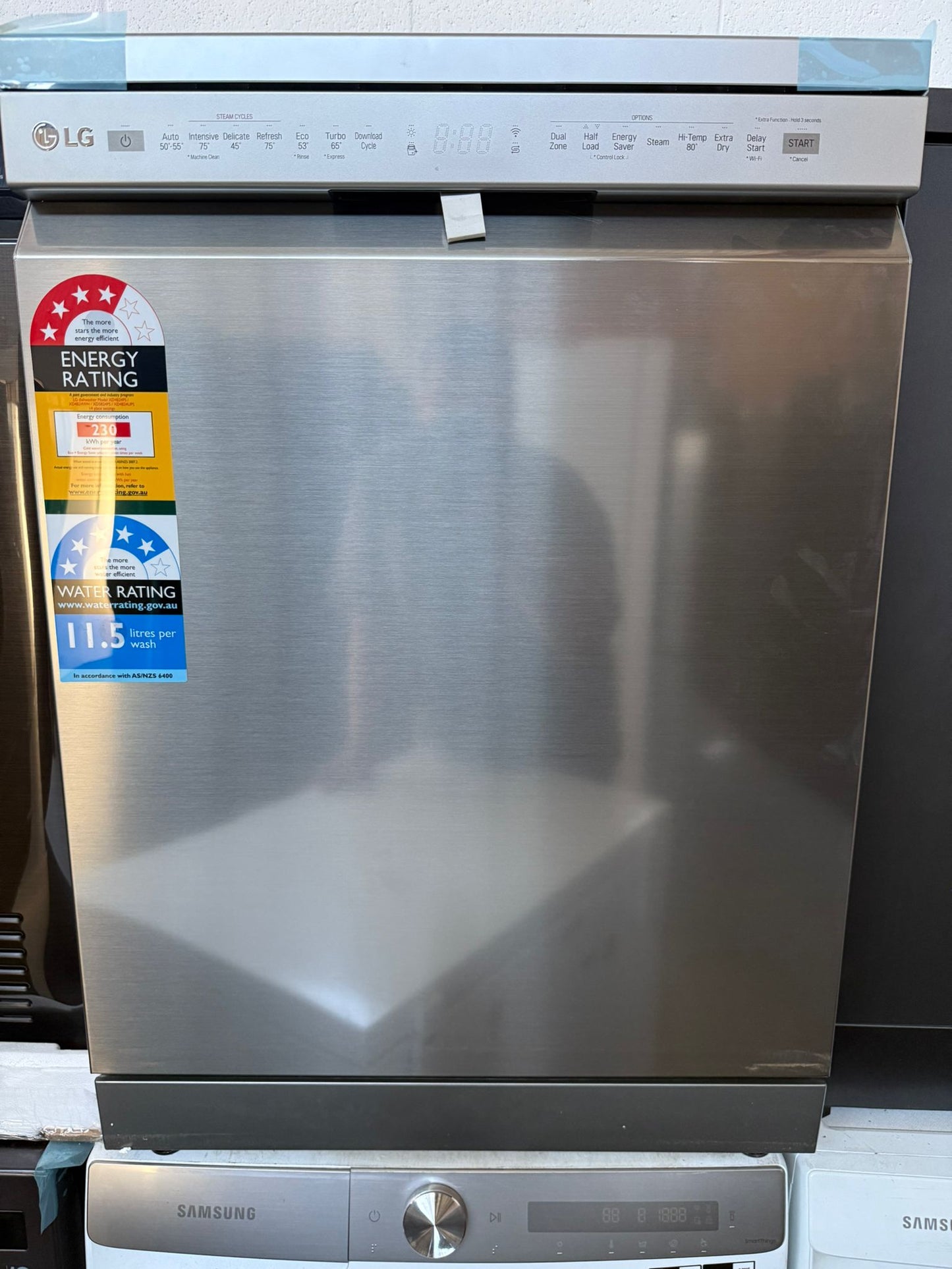 Factory Second LG Platinum Steel True Steam Dishwasher | ADELAIDE