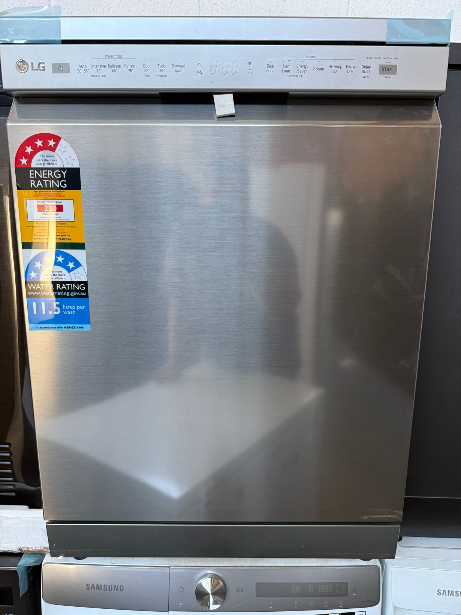 Factory Second LG Platinum Steel True Steam Dishwasher | ADELAIDE