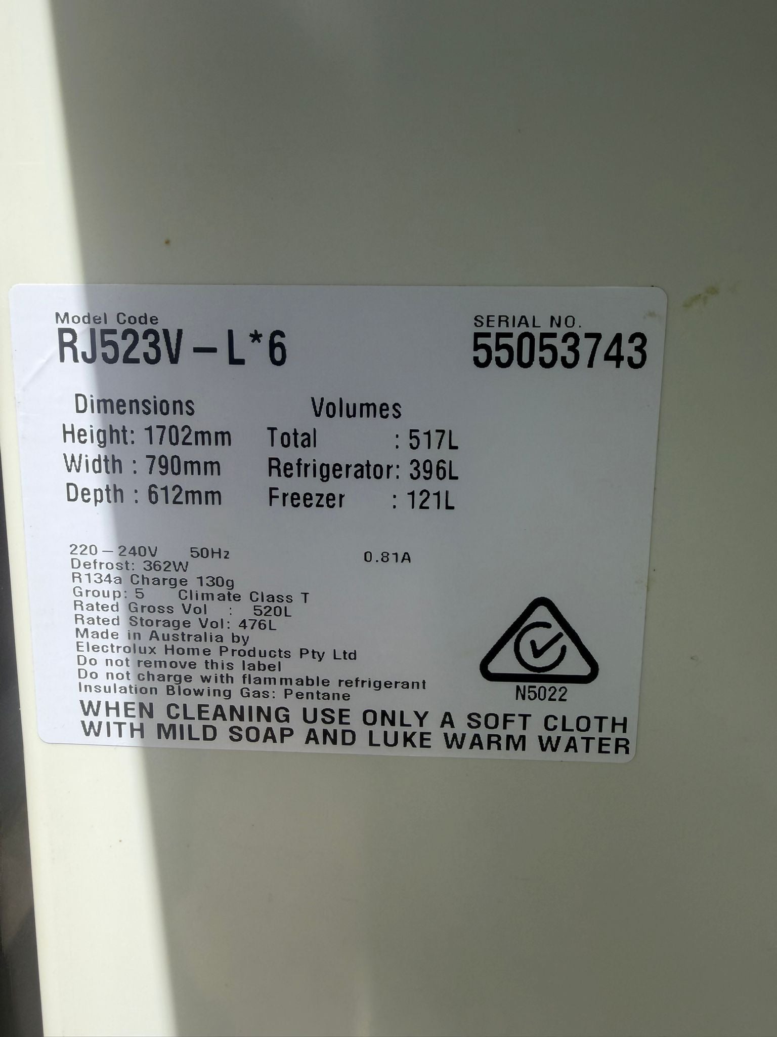 Refurbished Combo – Westinghouse 517L Fridge + Fisher & Paykel 8.5KG Top Loader Washer | BRISBANE