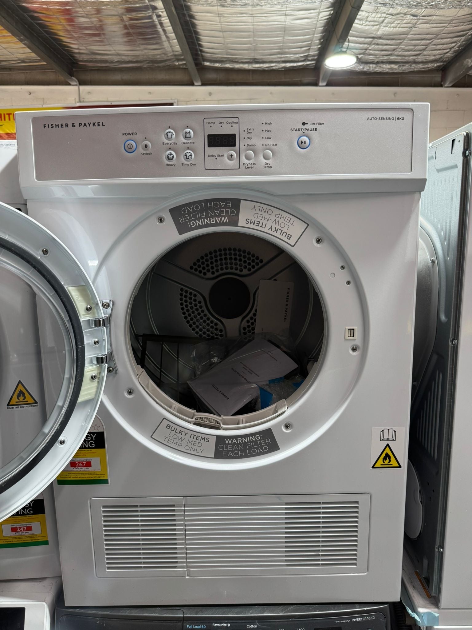 FISHER & PAYKEL 6KG VENTED DRYER DE6060