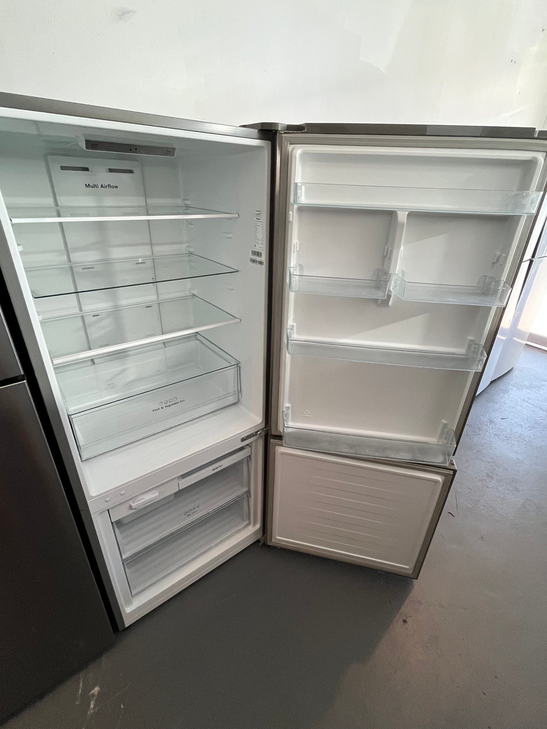 Hisense 417 ltr fridge freezer