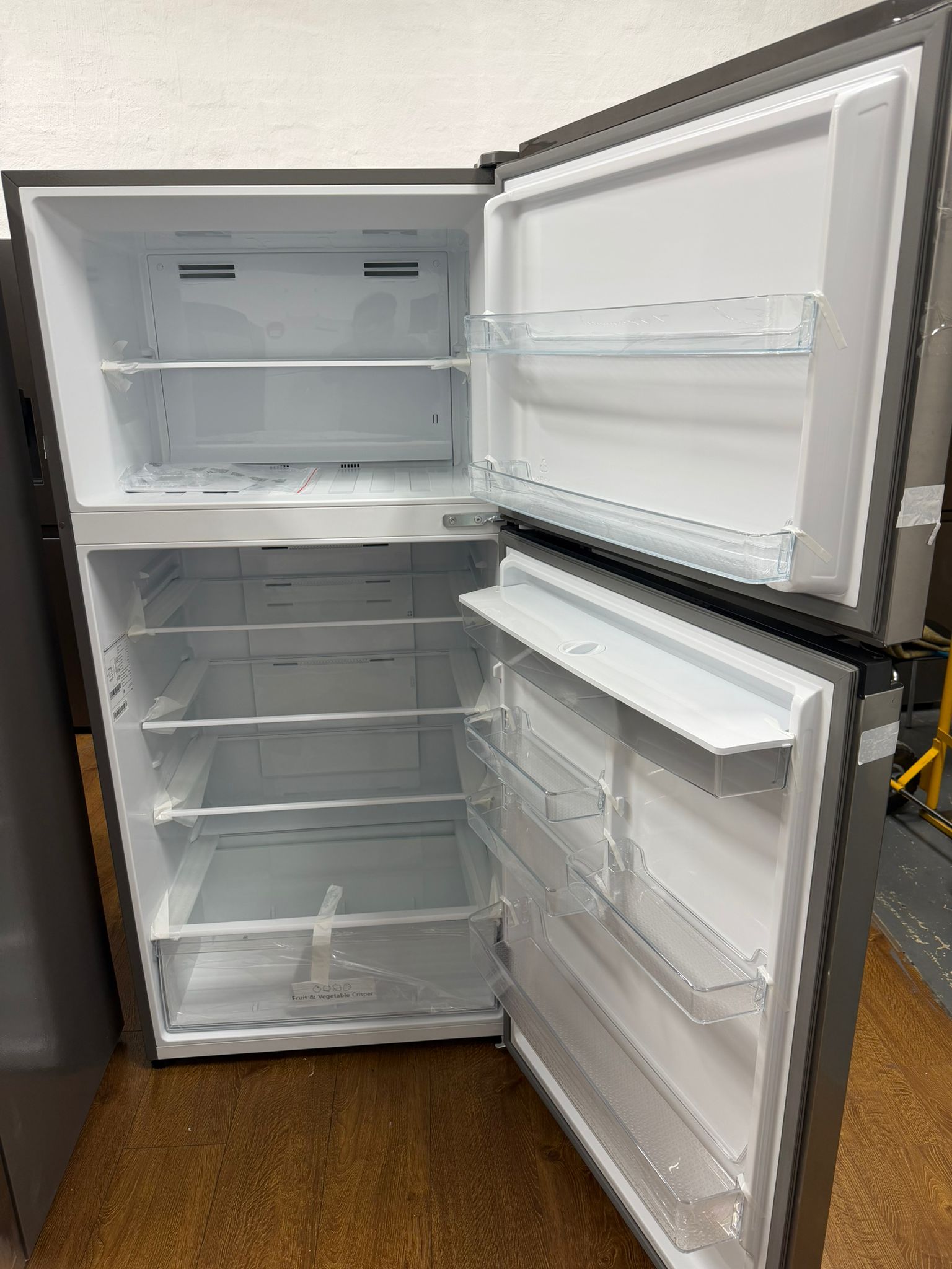 Hisense 496L Top Mount Refrigerator – HRTF497SW – Factory Seconds | RESERVOIR