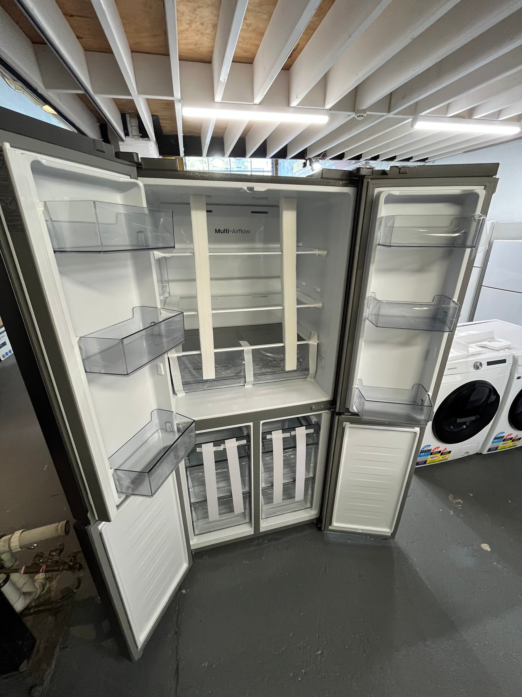 Factory second Hisense 483 ltr quad door fridge freezer Model no-HRCD483TS