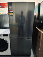 Title:
LG 420L Bottom Mount Fridge Freezer + LG 10/6kg Washer Dryer Combo – Factory Seconds / Near New | ADELAIDE