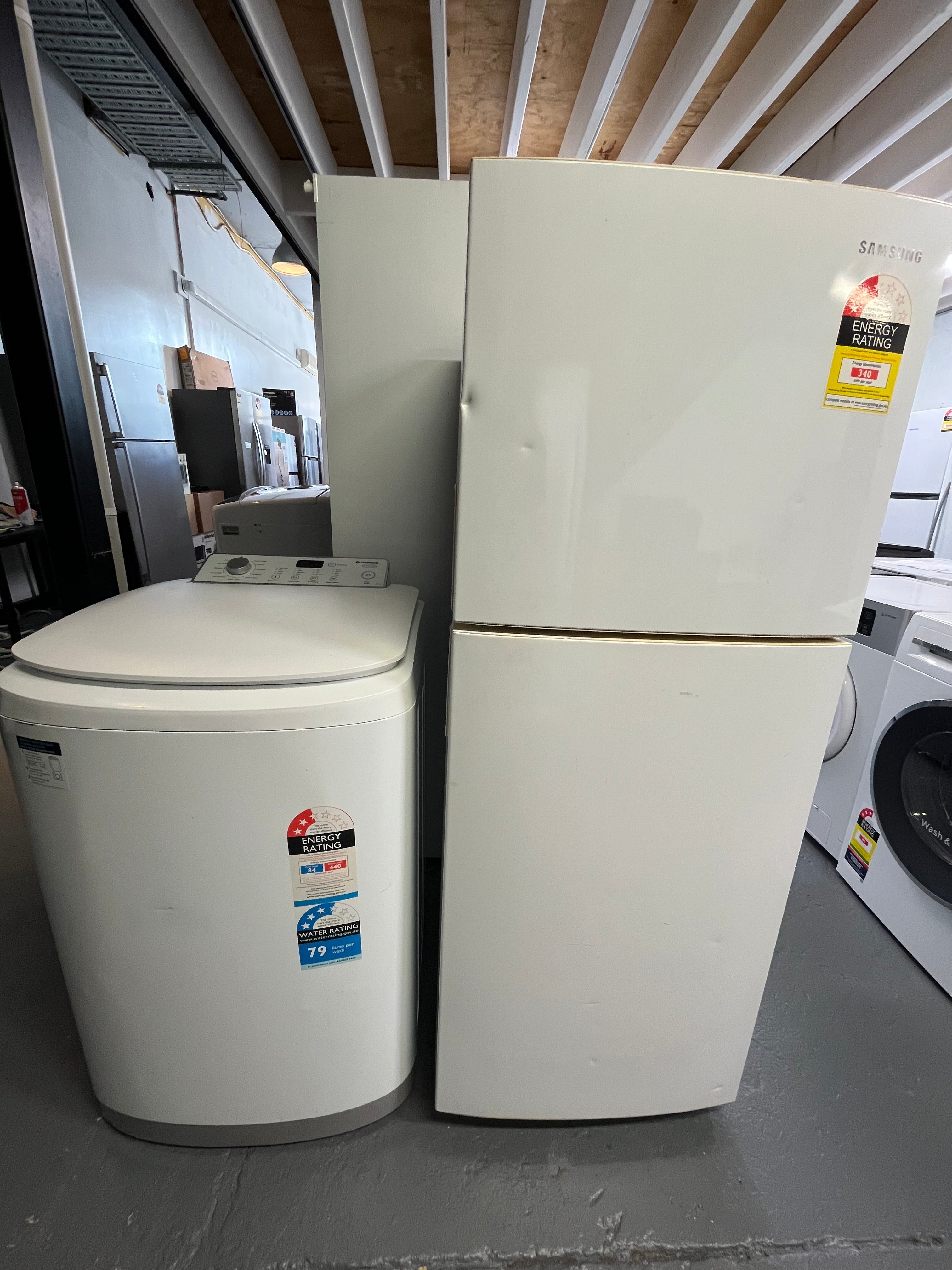 Refurbished combo Samsung 215 ltr fridge freezer & Simpson 6.5 kg top loader washer