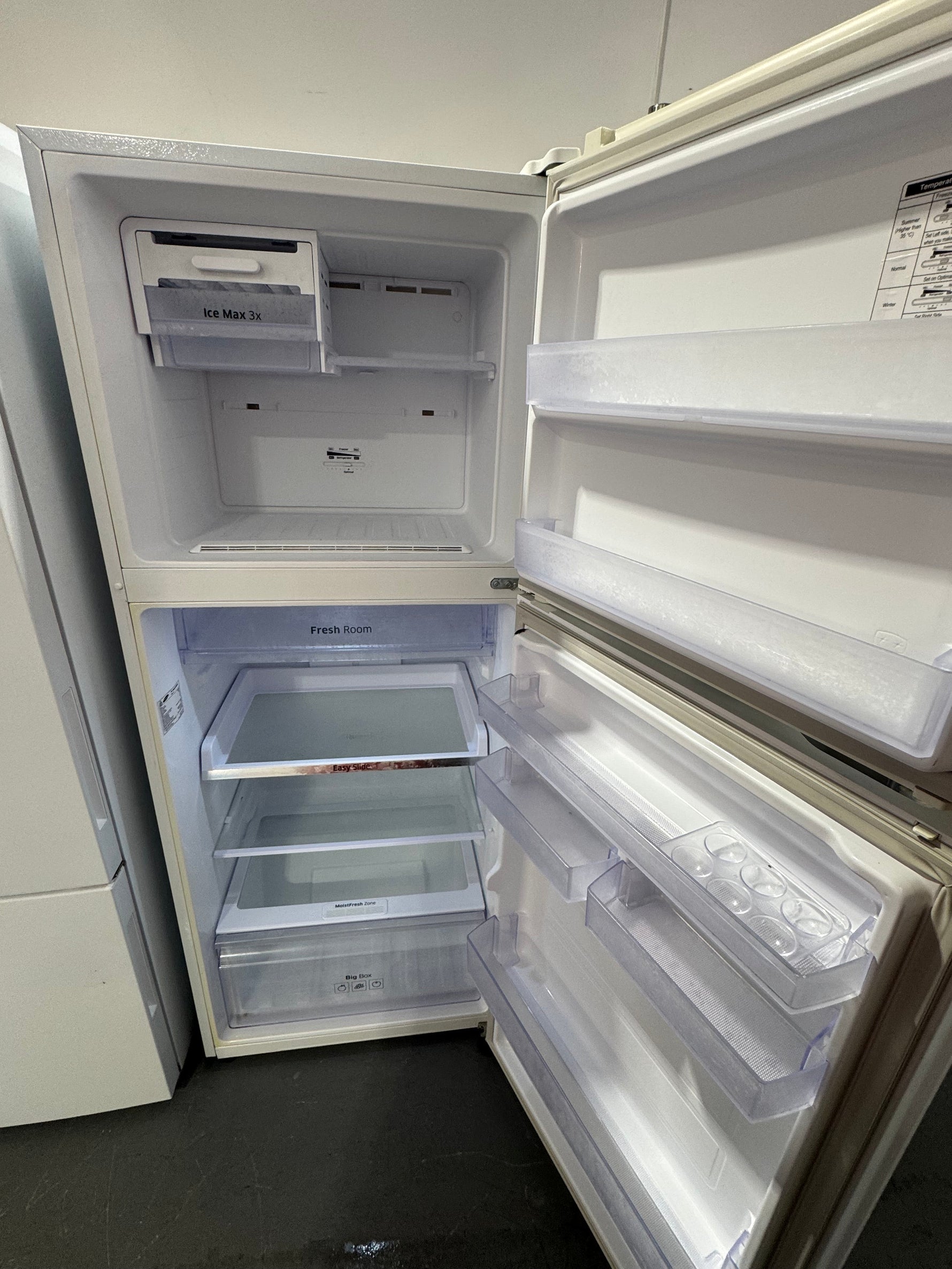 Refurbished Samsung 393 litres fridge freezer | PERTH