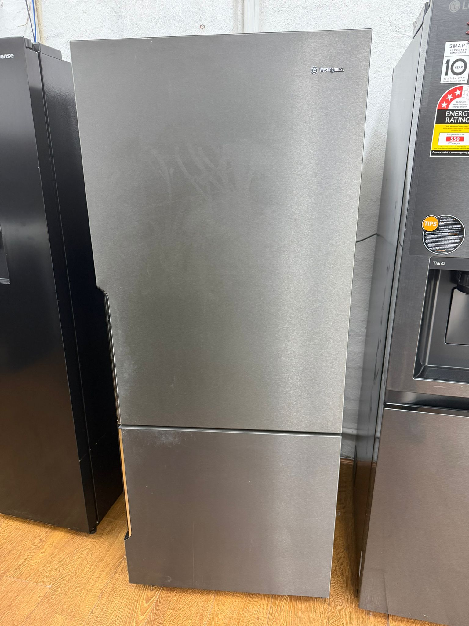Westinghouse 425L Bottom Mount Refrigerator – WBE4500BC – Factory Seconds | RESERVOIR