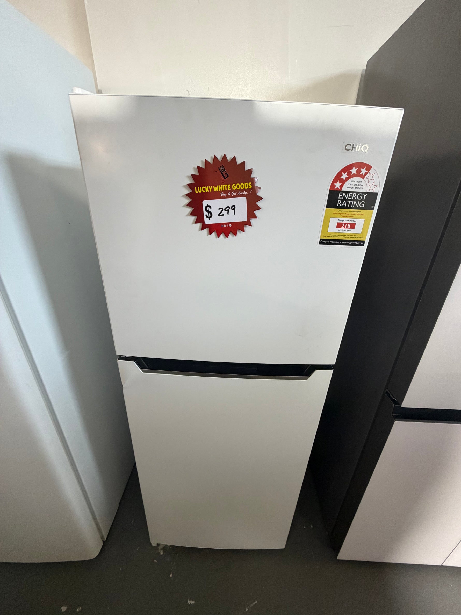 Refurbished Chiq 202 ltr Top mount fridge freezer | ALEXANDRIA