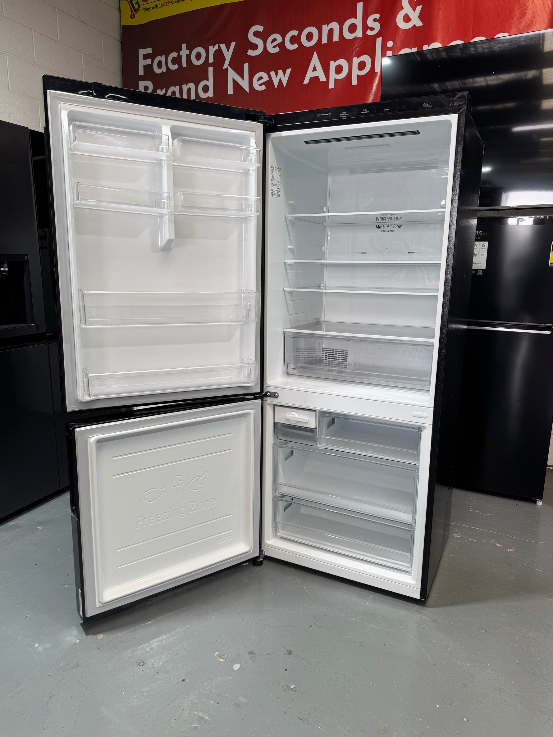 Factory Seconds LG 420L Bottom Mount Refrigerator GB-455BLE