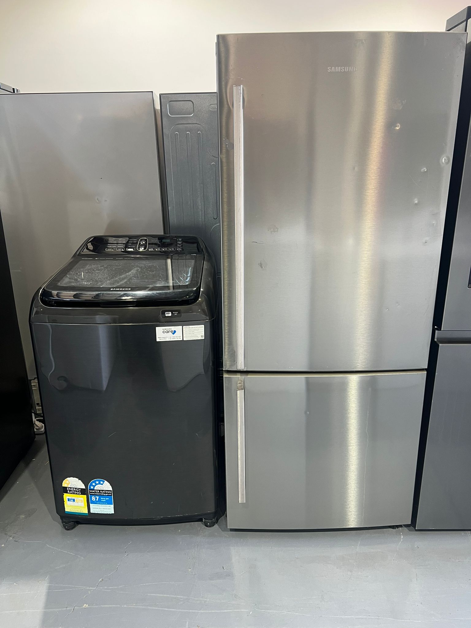 Refurbished Samsung 450 Litres Fridge Freezer and Samsung 8 Kgs Washing machine
