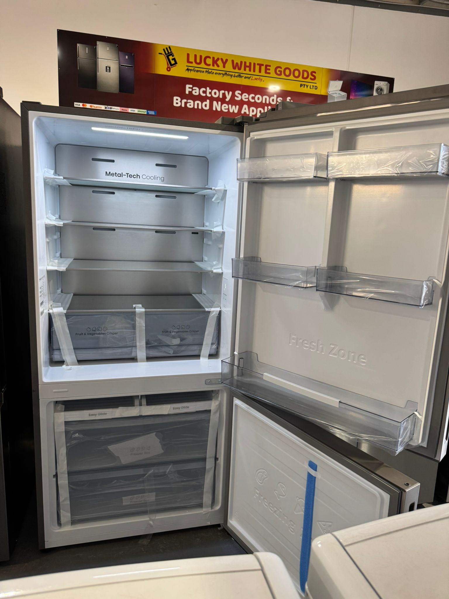 Factory Second – Hisense HRBM503S 503L Bottom Mount Fridge Freezer | PERTH