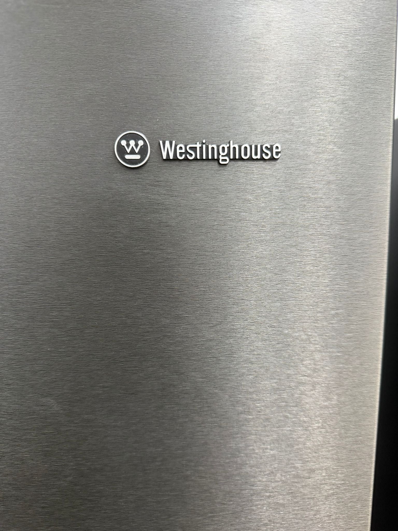 Westinghouse 425L Bottom Mount Refrigerator – WBE4500BC – Factory Seconds | RESERVOIR