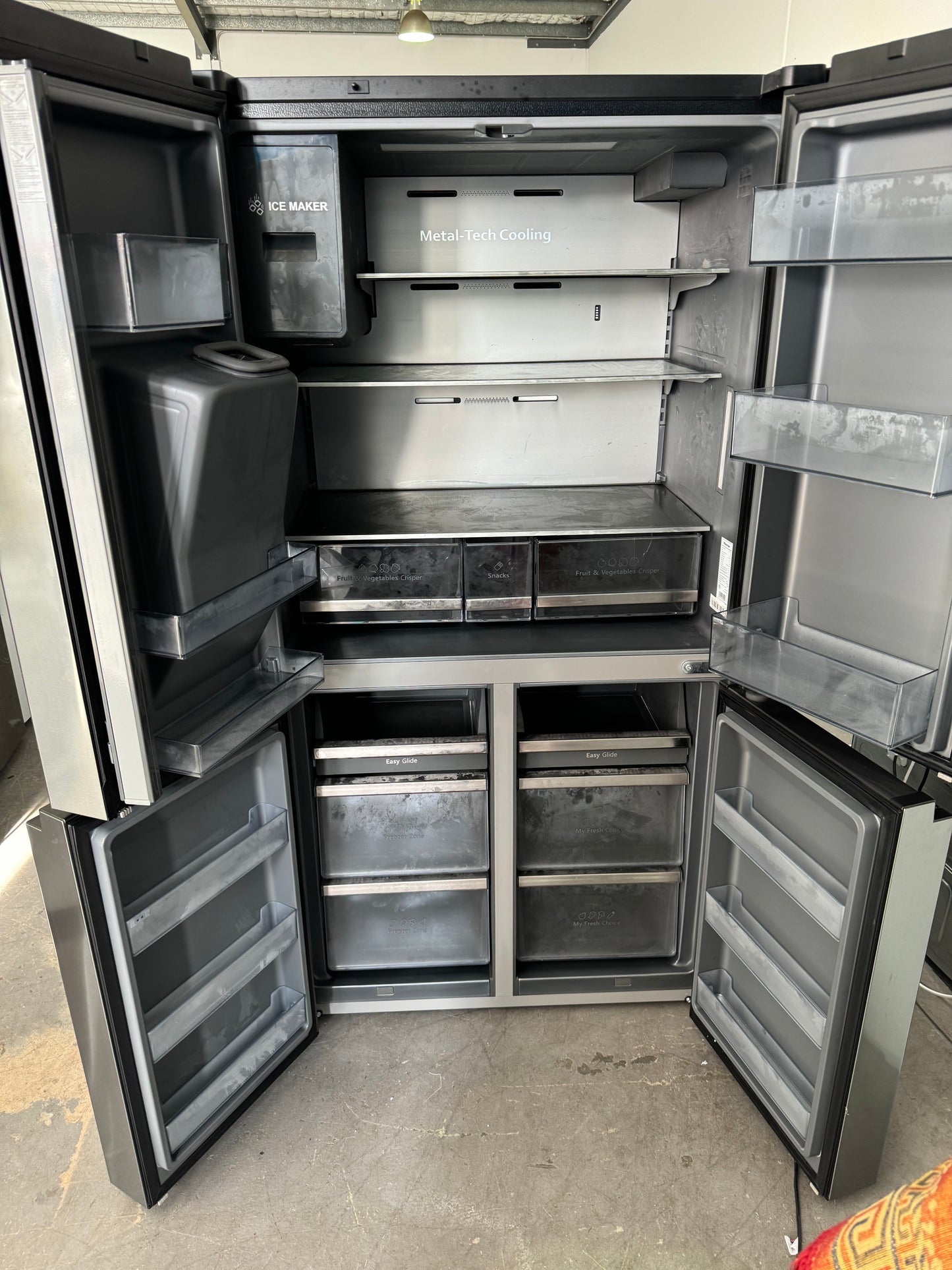 Refurbished Hisense 586 Litres Fridge Freezer | PERTH