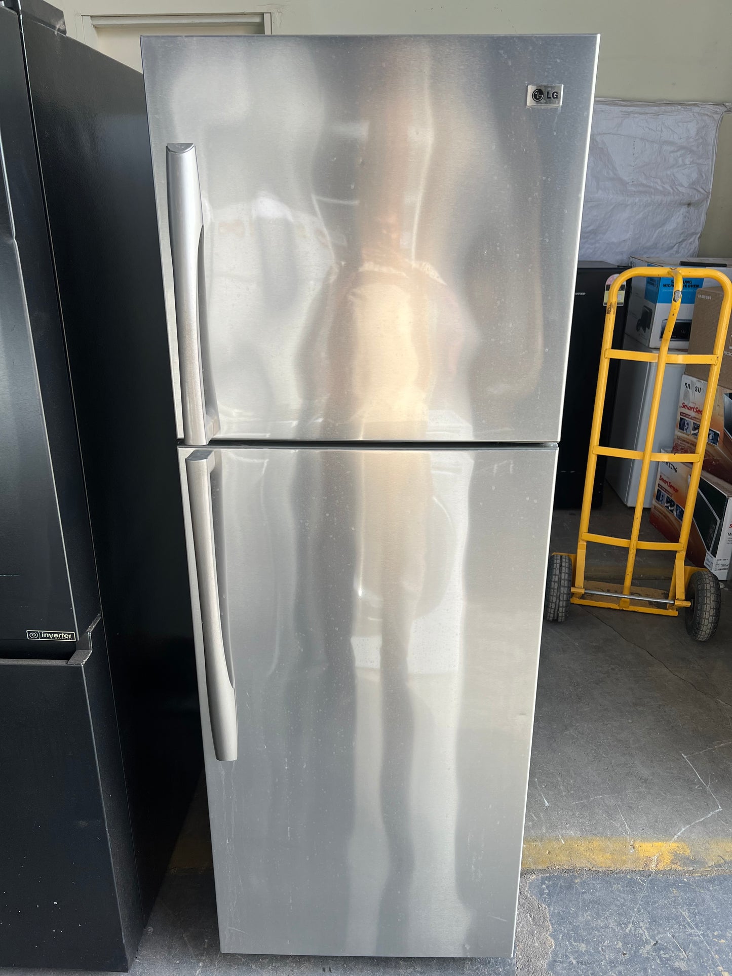 Refurbished LG 346L Fridge Freezer | ADELAIDE