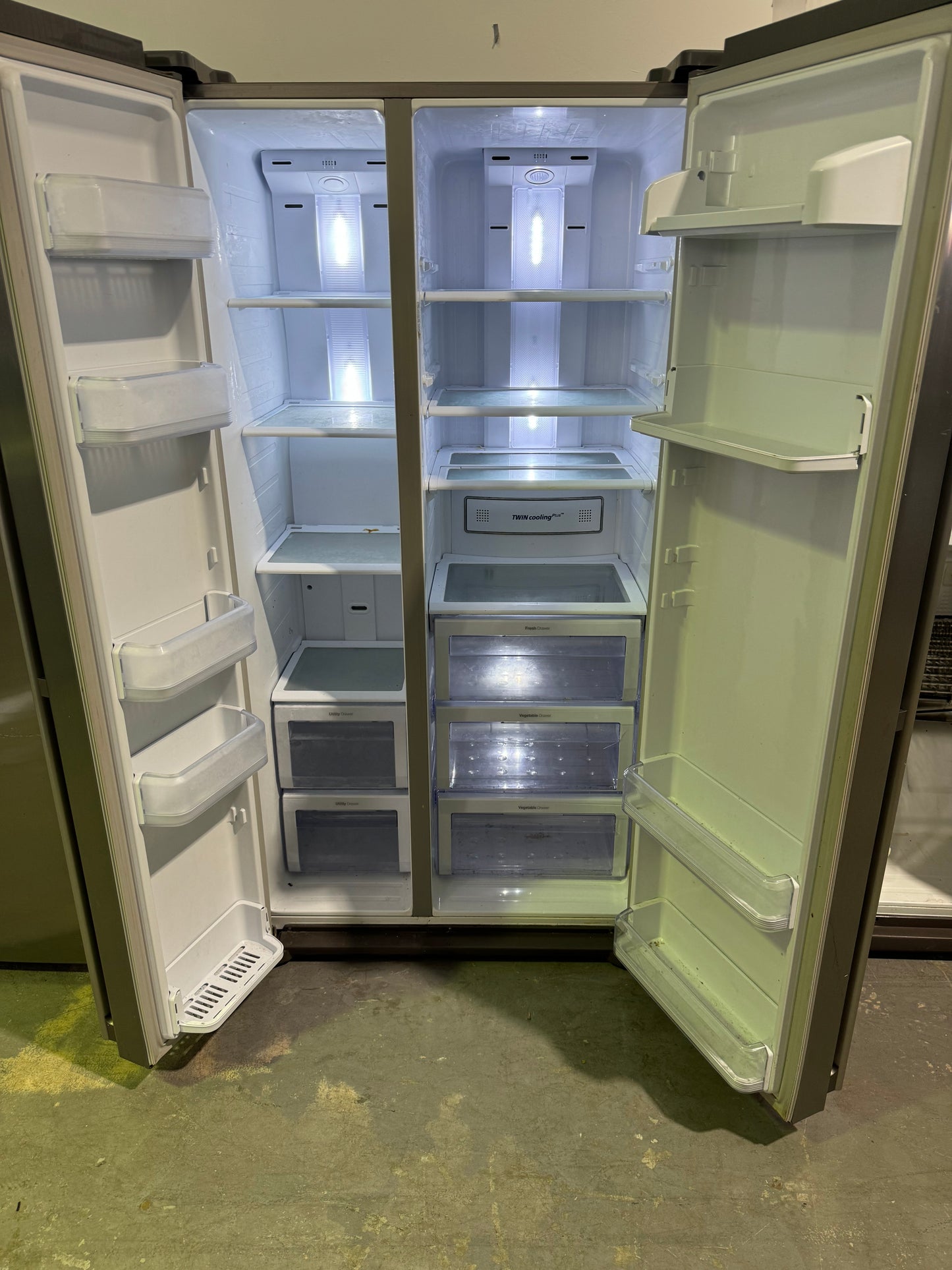 Refurbished Samsung 710 Litres Fridge Freezer | PERTH