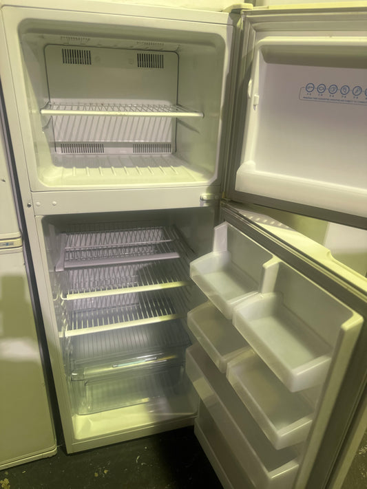 Refurbished Simpson 303 litres fridge freezer | BRISBANE