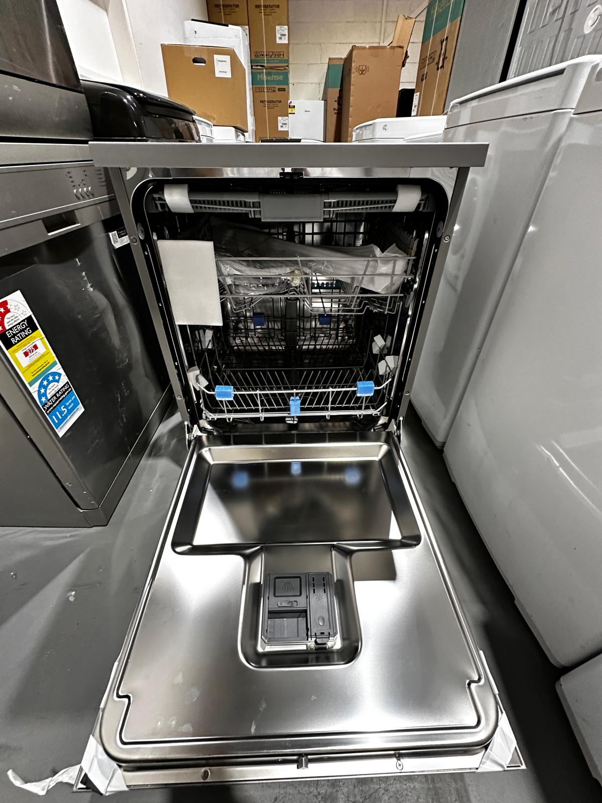 Factory Second – Hisense HSBE15FS 15 Place Settings Dishwasher | ADELAIDE