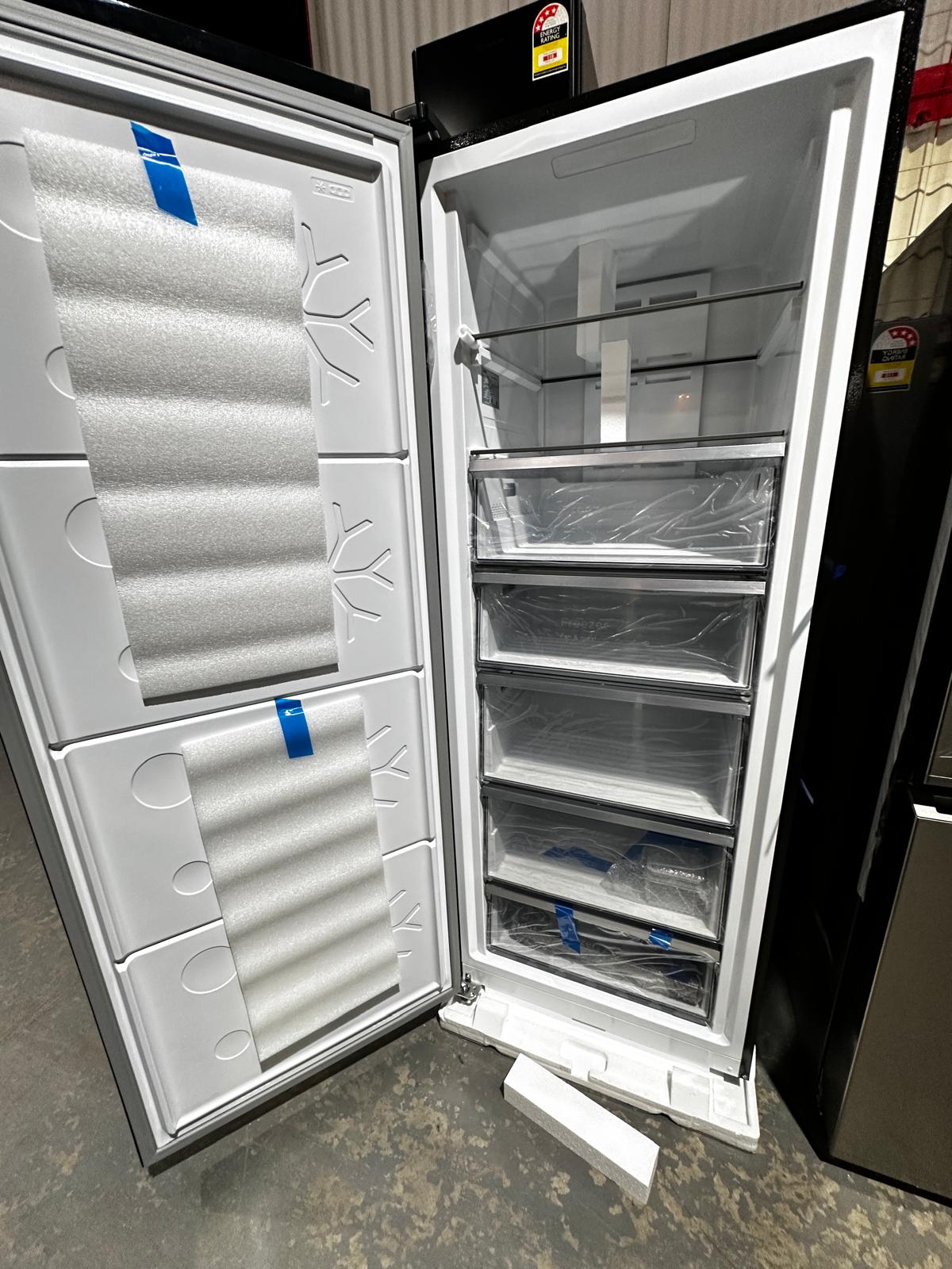 CHiQ 380 L Vertical Hybrid Fridge Freezer – Factory Second | ADELAIDE