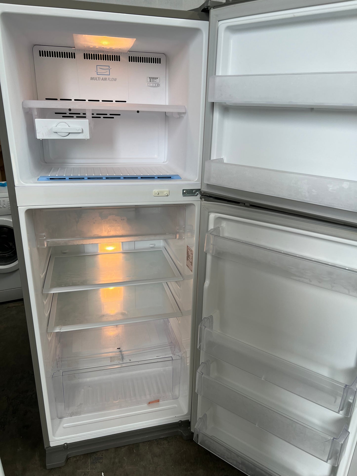 Refurbished LG 422 litres fridge freezer | ADELAIDE