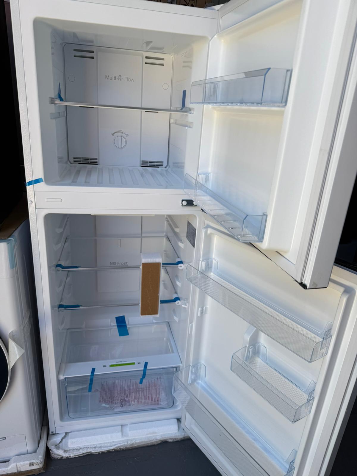 Factory Second Chiq 202L Fridge Freezer | ADELAIDE